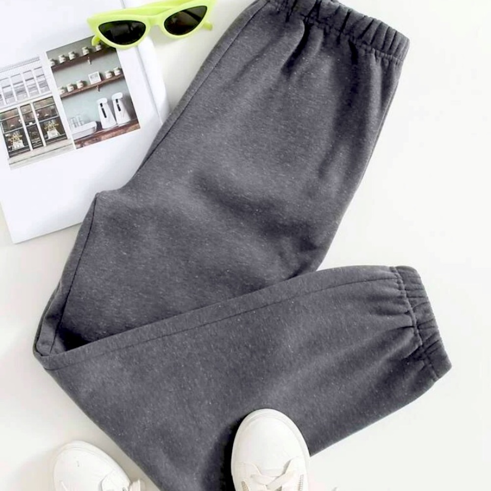 Dark grey sweat pants - super soft abs comfortable- like new